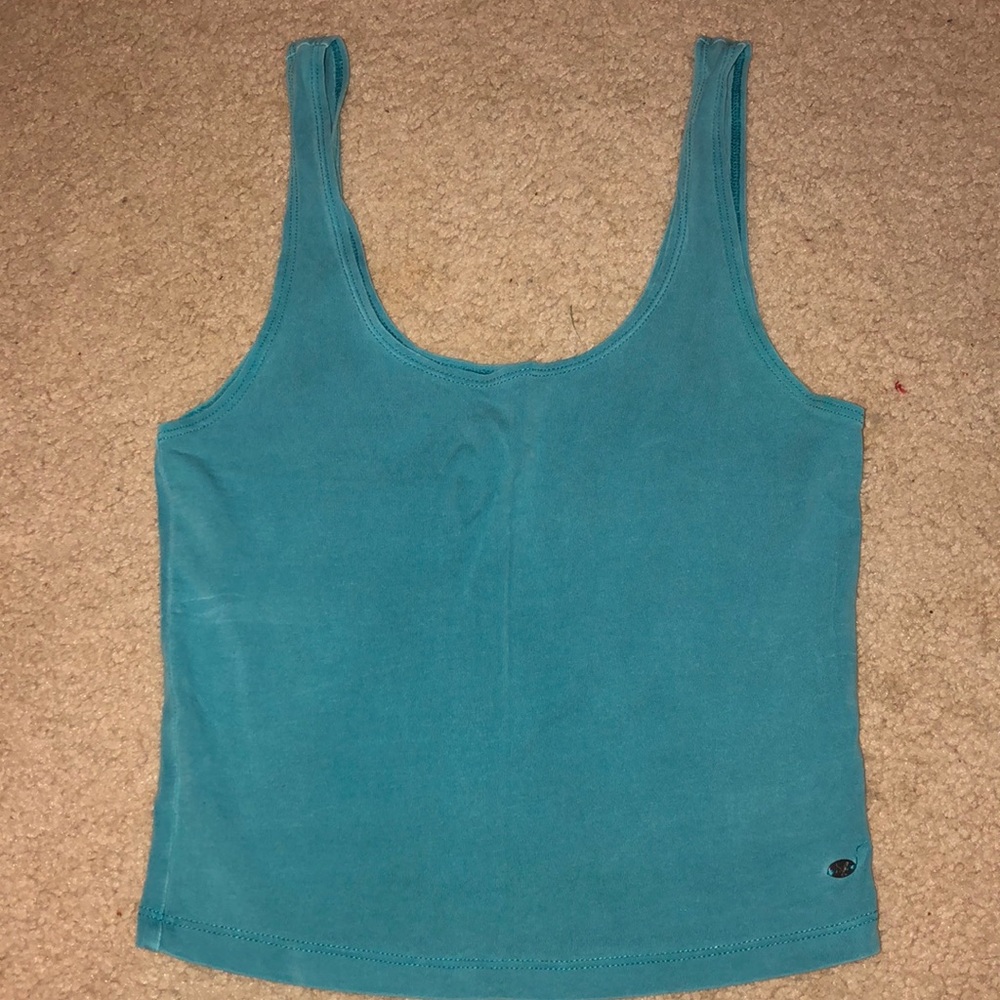 American Eagle crop top